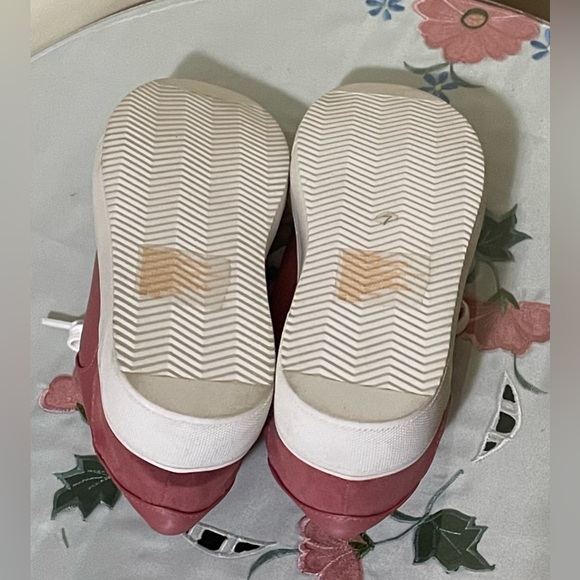 🌸NEW Joe Fresh Pink Fashion Sneakers - Picture 4 of 6